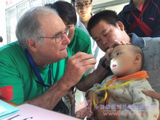 ΢Ц�ж��˽��⿪ 150�����ô�������Բ΢Ц��