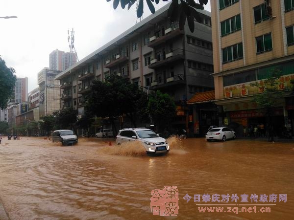 ��ʱ���б���ͻϮ �����ദˮ����