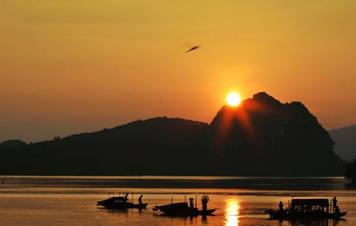 �Է𺬵���������������ο�̾Ϊ��ֹ