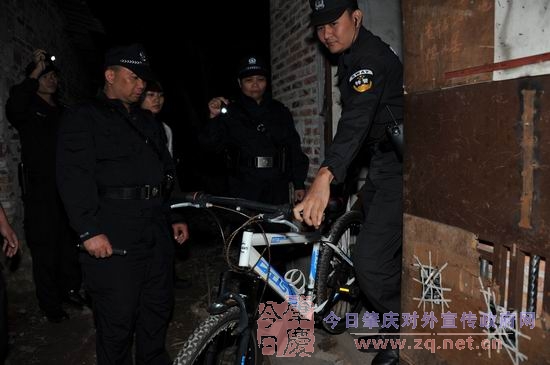 ���ݰ�����ҹ�齶԰��