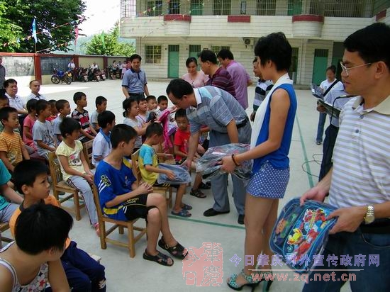 �⿪�������ѧУ��ѧ����