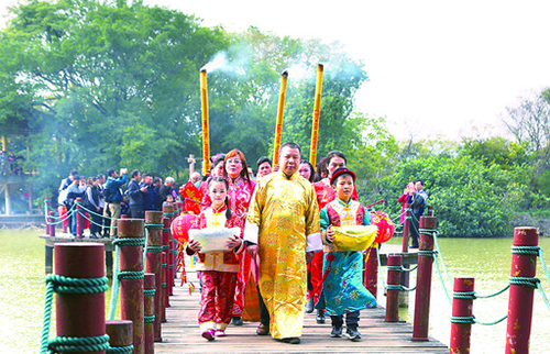 ũ�����³������ڵ������ҳ��׶�ӭ������