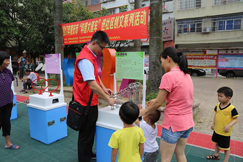 ��ֱ����Ա��������չ־Ը����������ֵ�� ���������봴��