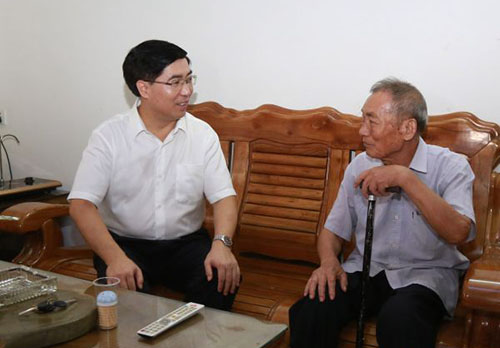 ���󻪡���һ��ǰϦ����ο�ʸ��˾��˺;�����