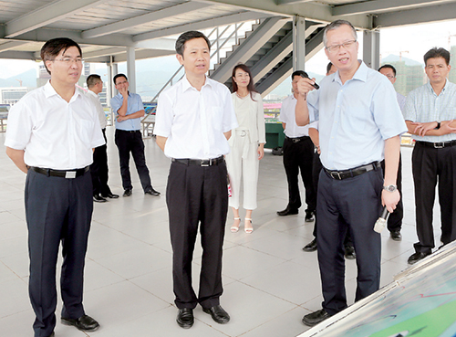 ���������������ٿ����鳤��̸�Ტ��չ���У�ǿ������ѧϰ�᳹ϰ��ƽ����ǡ�5��8����Ҫ��������